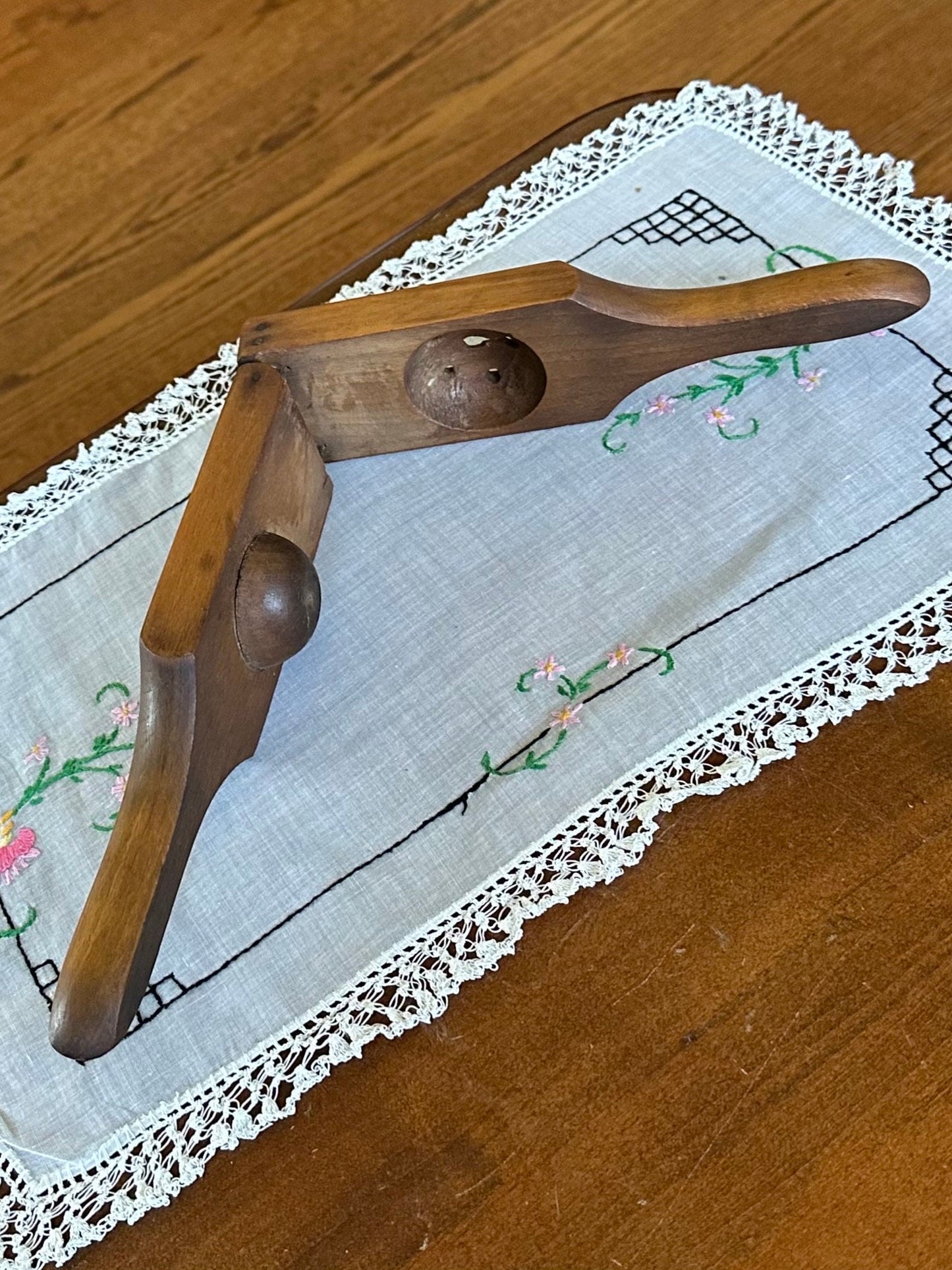 Antique Primitive Wood Citrus Lemon Squeezer Juicer Press