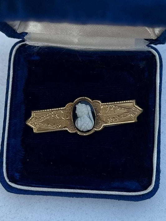 Antique Victorian Hand Engraved Gold Filled Black & White Cameo Hardstone Bar Pin Brooch