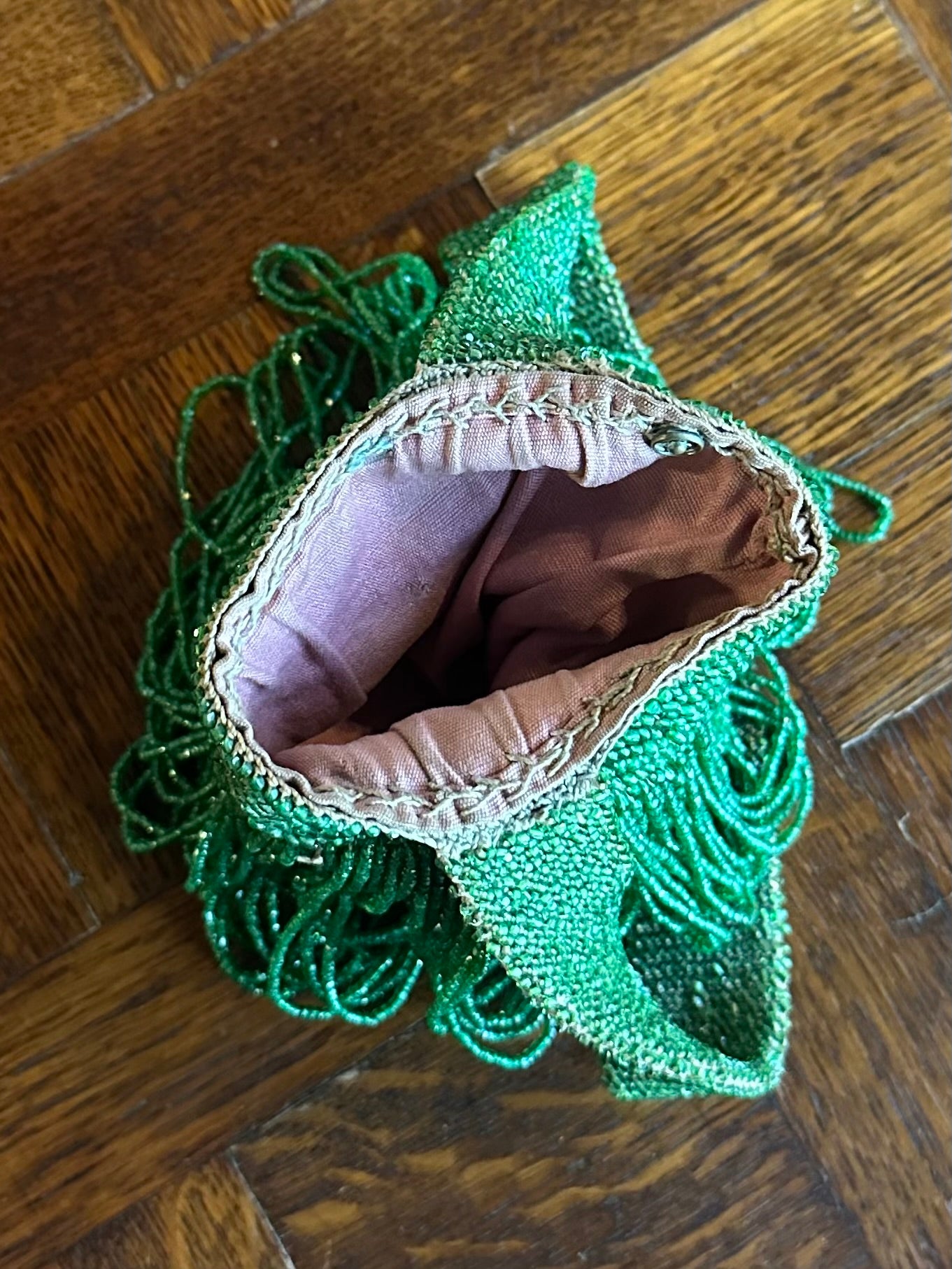 Antique 1920s Art Deco Green Glass Beaded Flapper Purse with Fringe