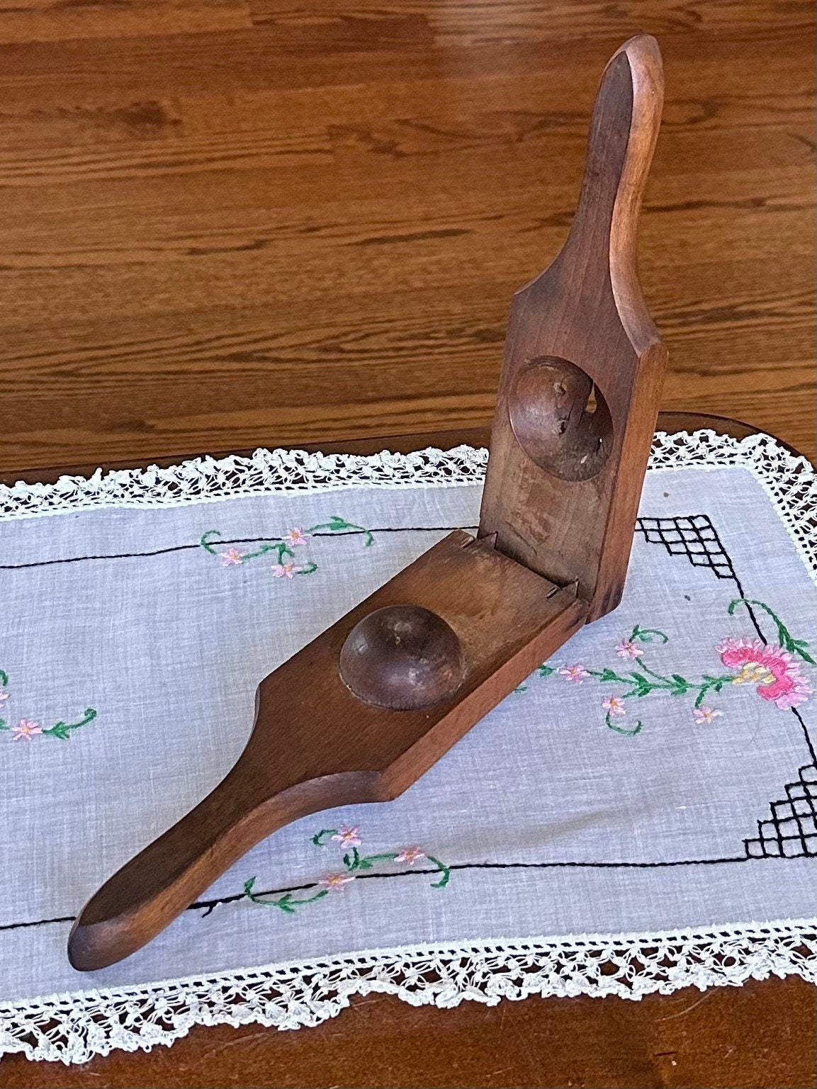 Antique Primitive Wood Citrus Lemon Squeezer Juicer Press
