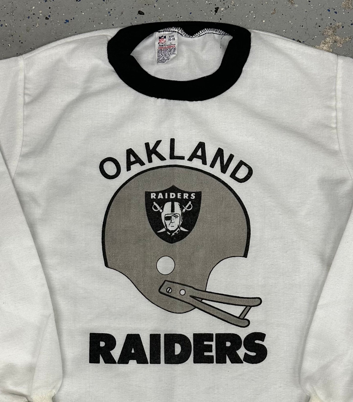 1980s Oakland Raiders NFL Licensed Football Perma-Prest Long Sleeve Shirt