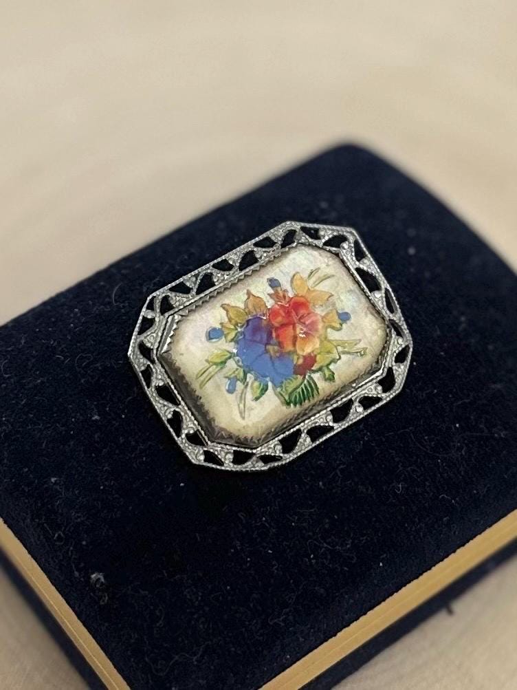 Antique Art Deco 1920s 1930s Reverse Carved Glass Floral Pansy Intaglio Silver Tone Brooch C-Clasp