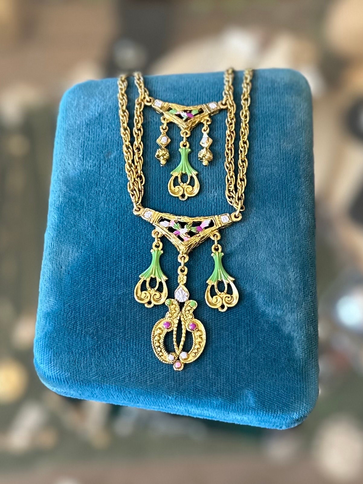 1960s Unsigned KRAMER Gold Tone Etruscan Revival Enamel Pendant Statement Necklace NWT