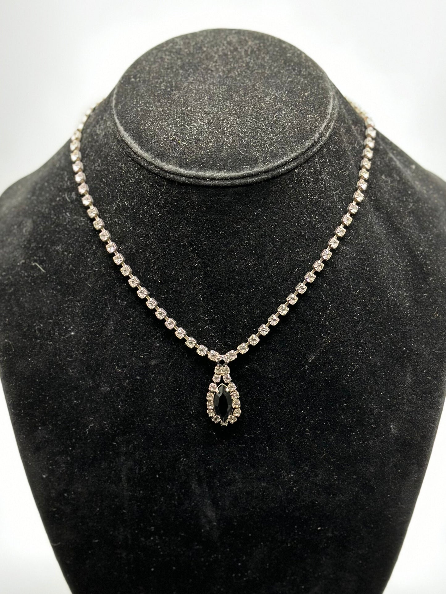 1950s Faceted Clear and Black Glass Rhinestone Necklace Marquise Teardrop