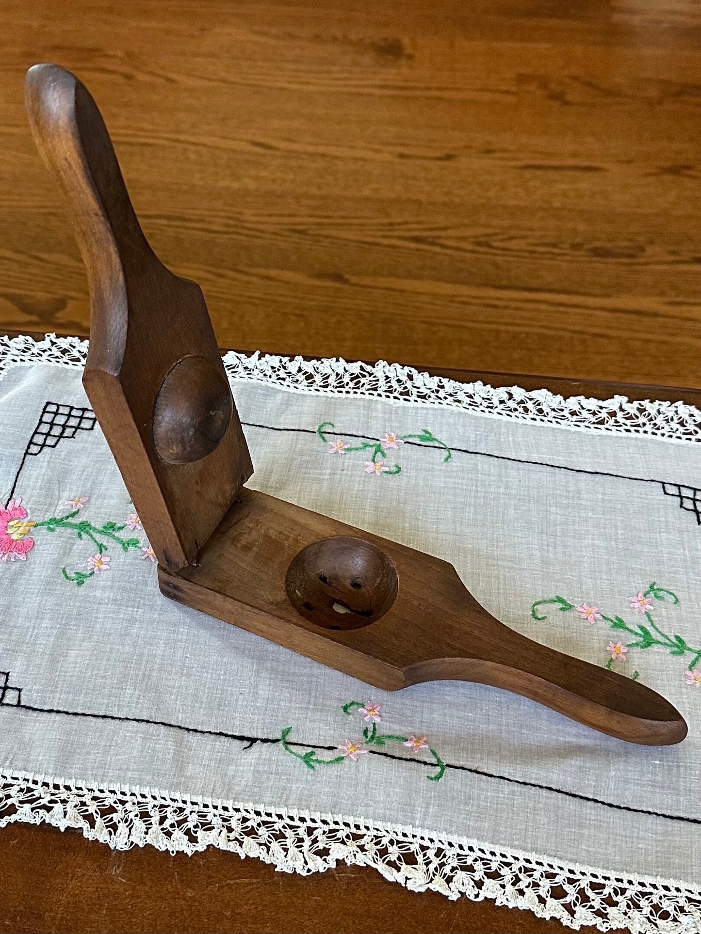 Antique Primitive Wood Citrus Lemon Squeezer Juicer Press