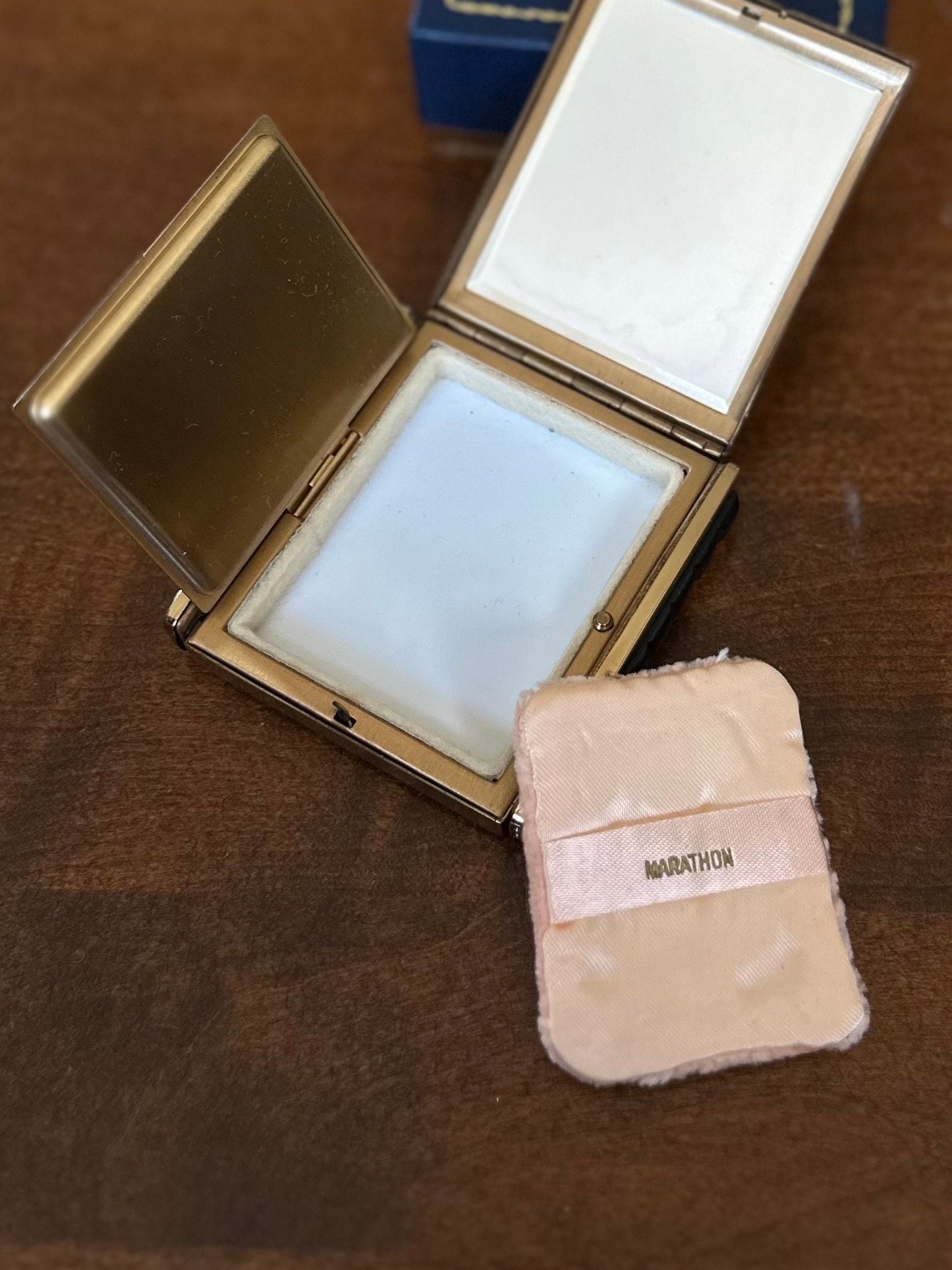1940s Marathon Klix Gold Tone Powder Mirror Compact w/ Box