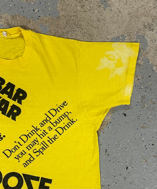 1980s No Bar Too Far Funny Drinking Single Stitch Tee