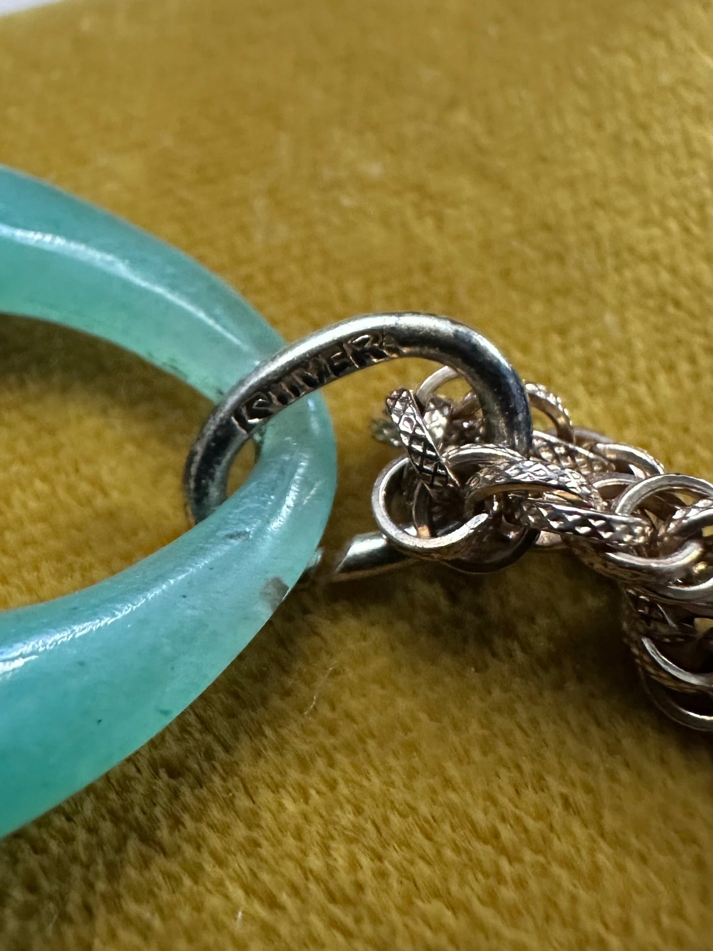 Vintage 1/20 12K Gold Filled Genuine Jade Pendant Necklace Textured Link Chain