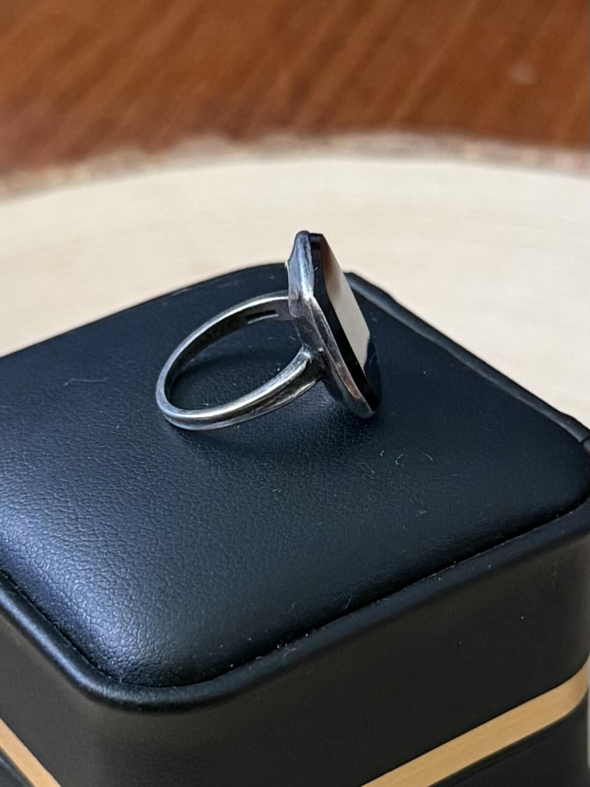 1970s Sterling Silver Bezel Set Flat Black Onyx Rounded Square Ring US 4.5