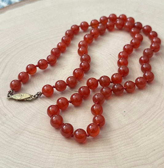 Vintage Midcentury Hand Knotted Genuine Carnelian Beaded Necklace Fish Hook 23.5