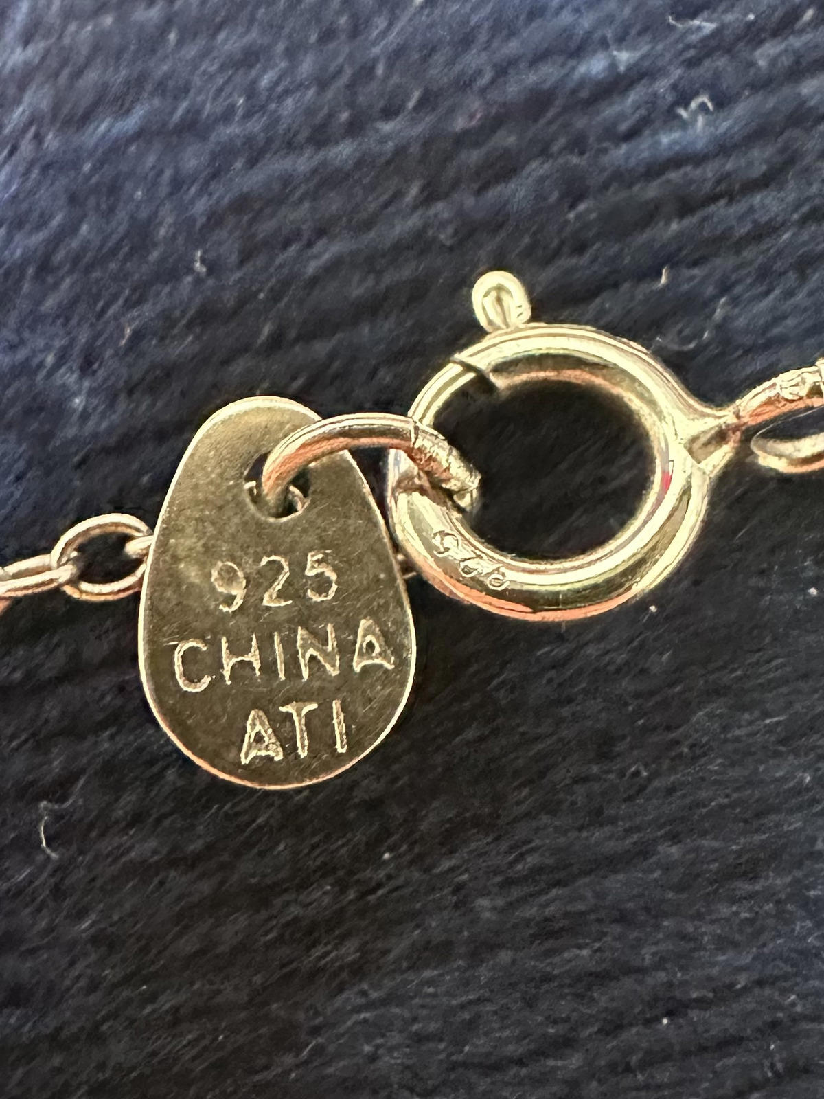 Dainty Sterling Silver Interlocking Circle Pendant Necklace Adjustable 18"