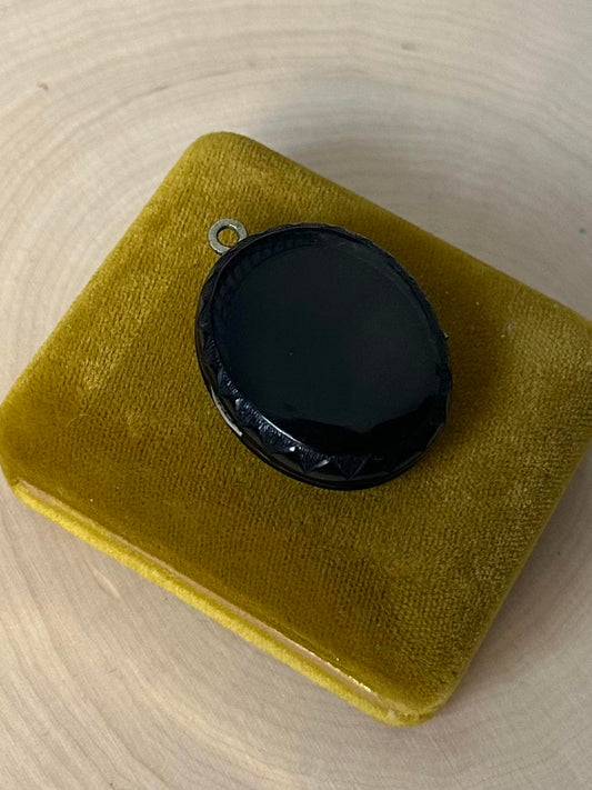 Antique 1870s Victorian Era Oval Whitby Jet Carved Edge Mourning Locket