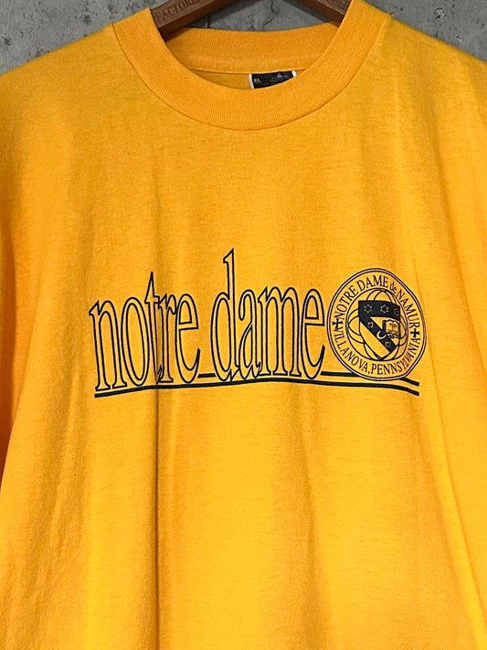 1990s Notre Dame Yellow & Navy Blue Villanova PA Single Stitch Tee