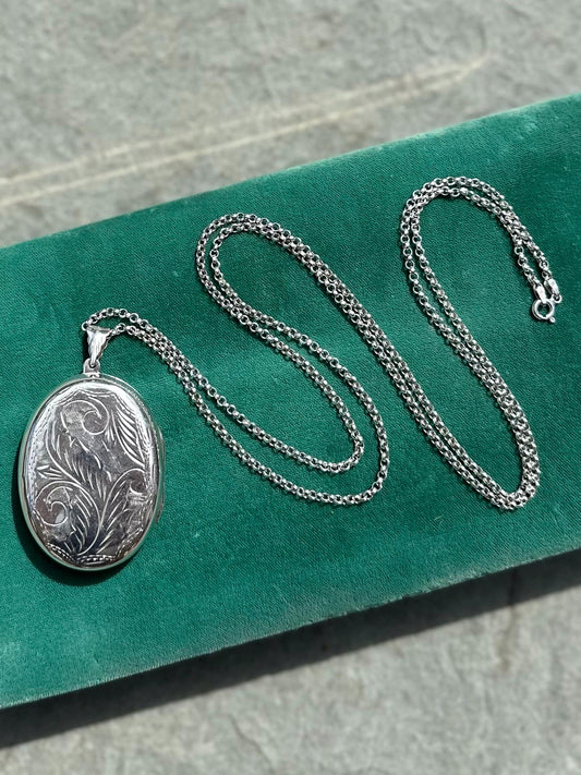 Vintage Hand Engraved Sterling Silver Large Oval Locket Pendant Necklace