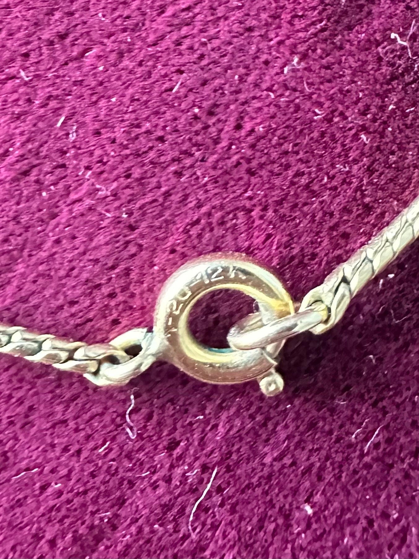 1950s Signed CC Curtis Creations Curtman Co. 1/20 12k GF Gold Filled Pink Resin Cameo Pendant Necklace