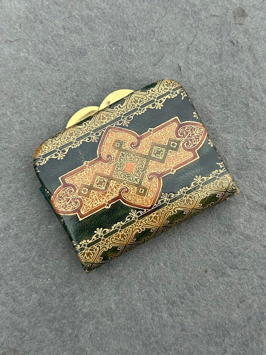1940s 1950s Florentine Gold Embossed Green Italian Genuine Leather Coin Purse