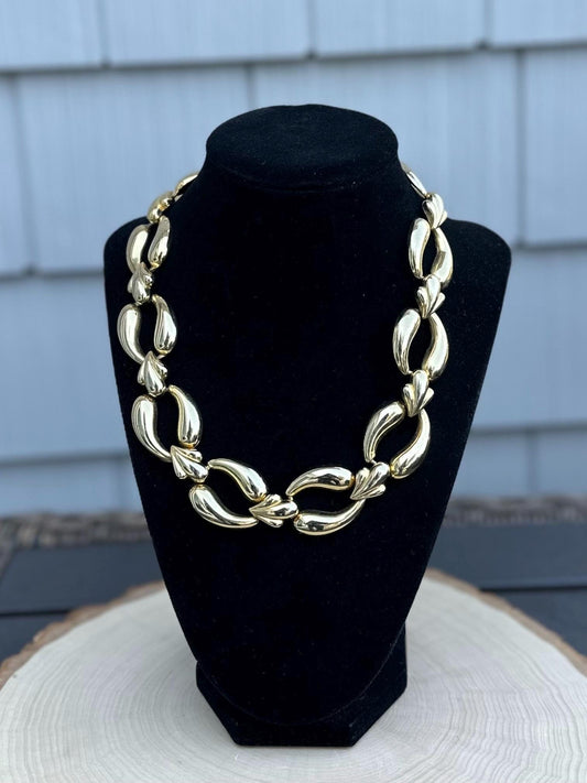 1980s Chunky Gold Tone Bold Link Chain Collar Necklace 17.75" Statement