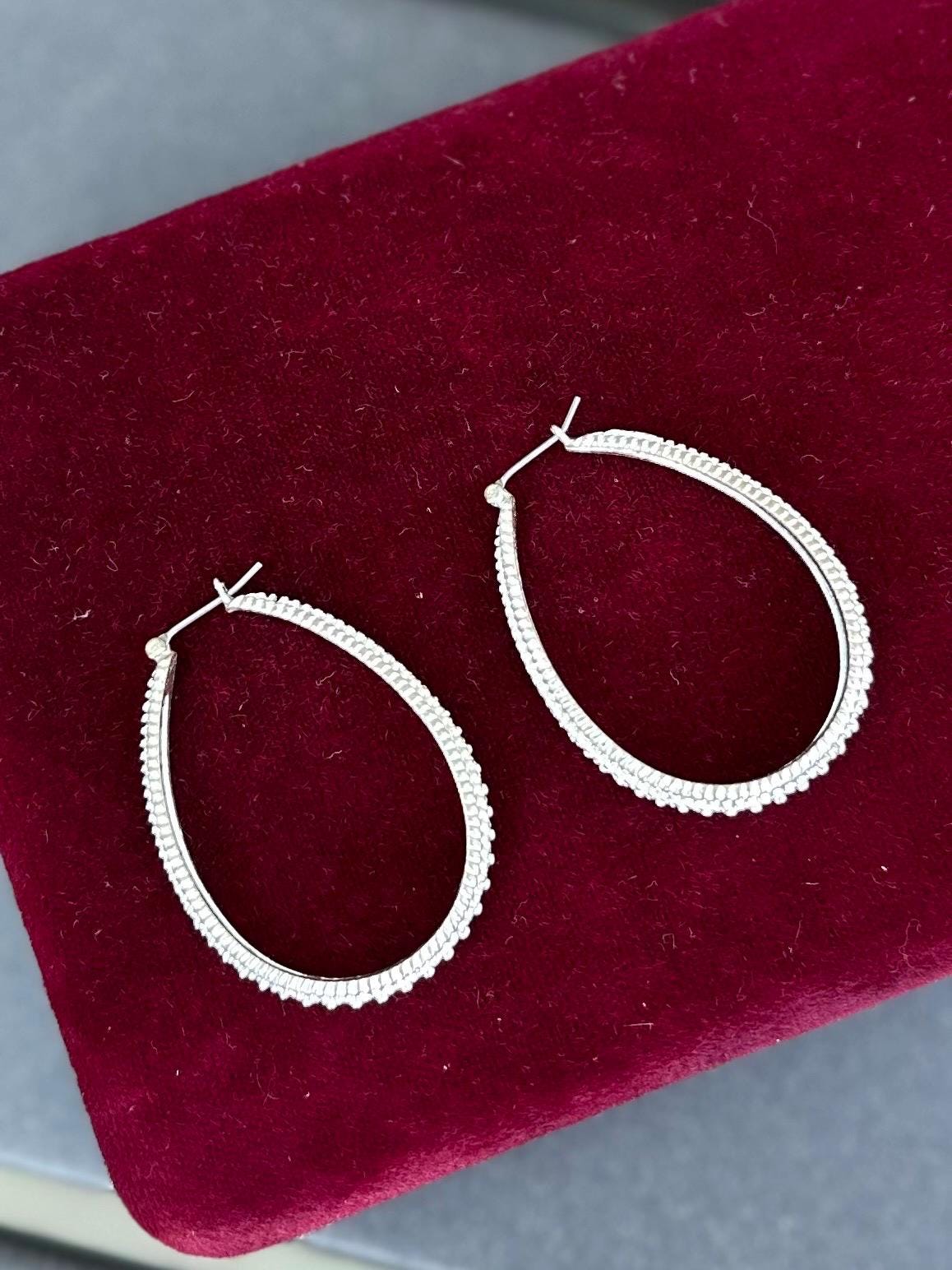 Vintage Silver Tone Textured Oval Hoop Earrings Dangle Medium Size
