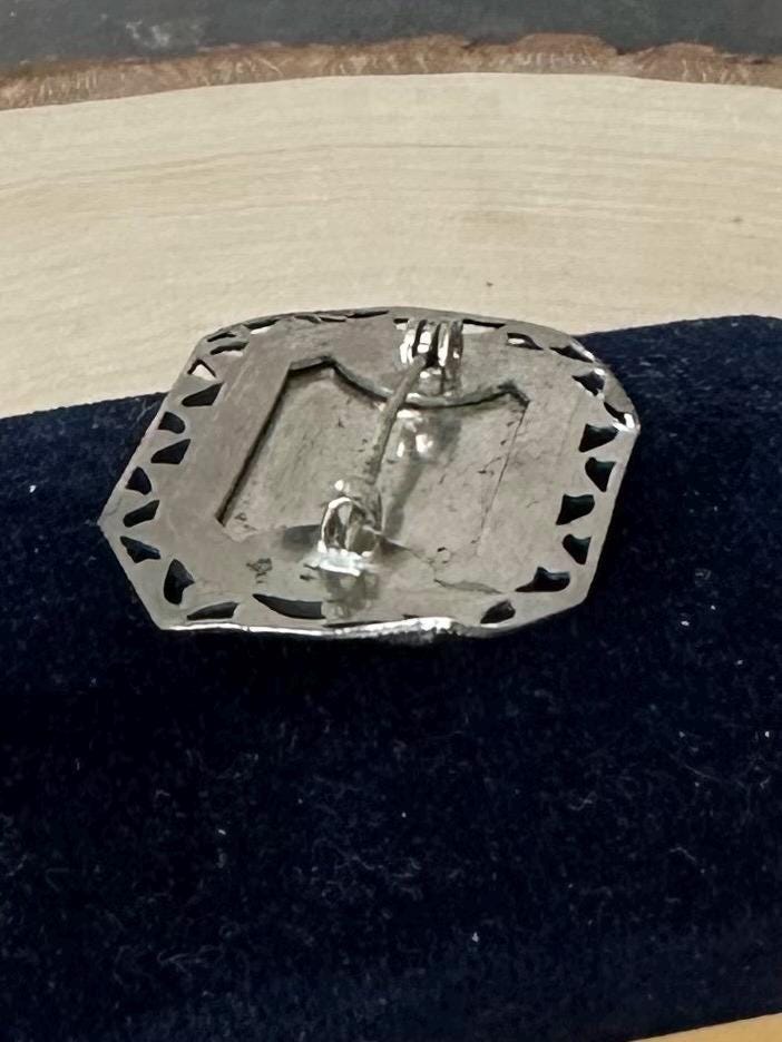 Antique Art Deco 1920s 1930s Reverse Carved Glass Floral Pansy Intaglio Silver Tone Brooch C-Clasp
