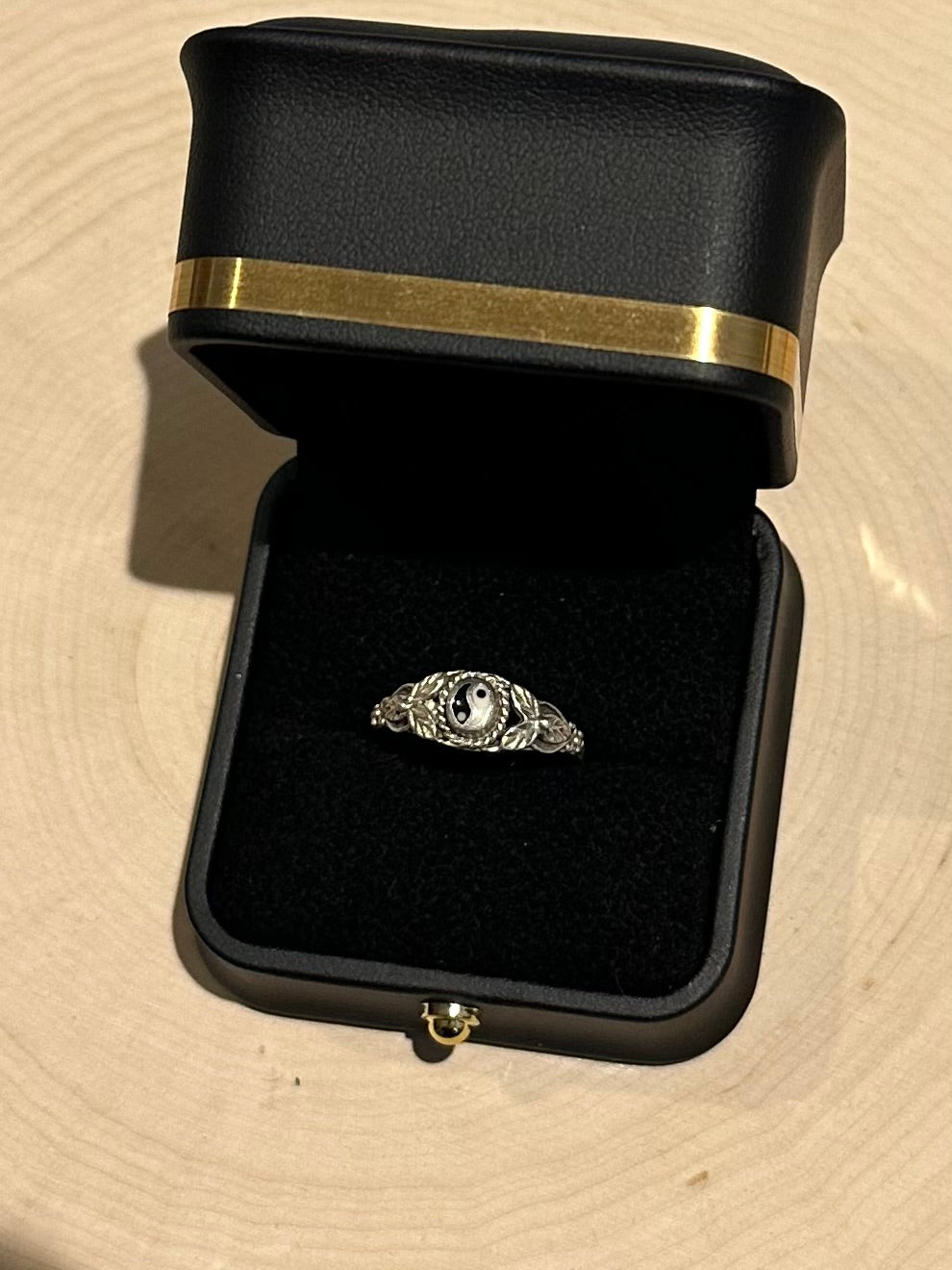 Vintage Sterling Silver Yin & Yang Ring US Size 8 1/4