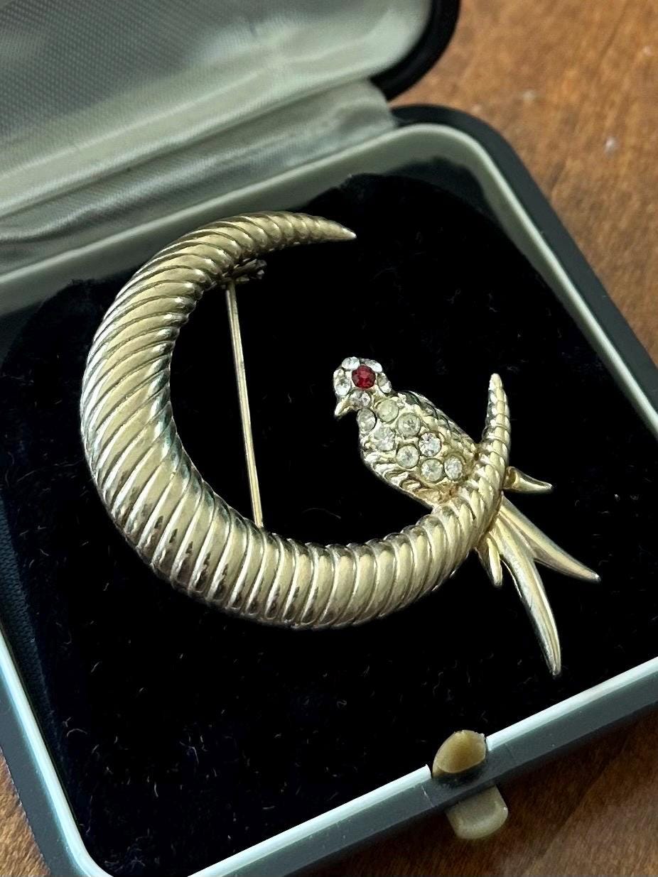 Vintage Unsigned Gold Tone Cresent Moon Clear & Red Rhinestone Jewelled Bird Brooch | Attributed to Joseph Mazer JOMAZ