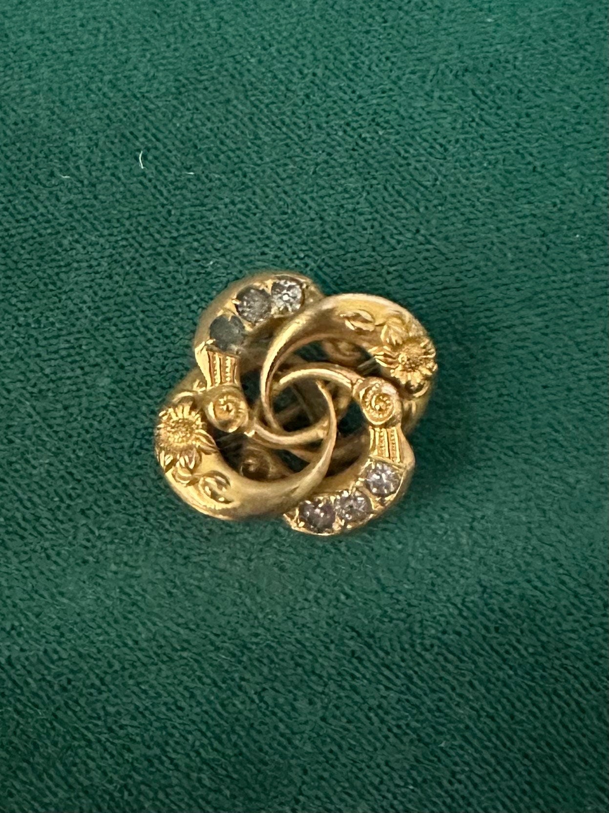 Antique Victorian Gold Tone Rhinestone Floral Love Knot Pin