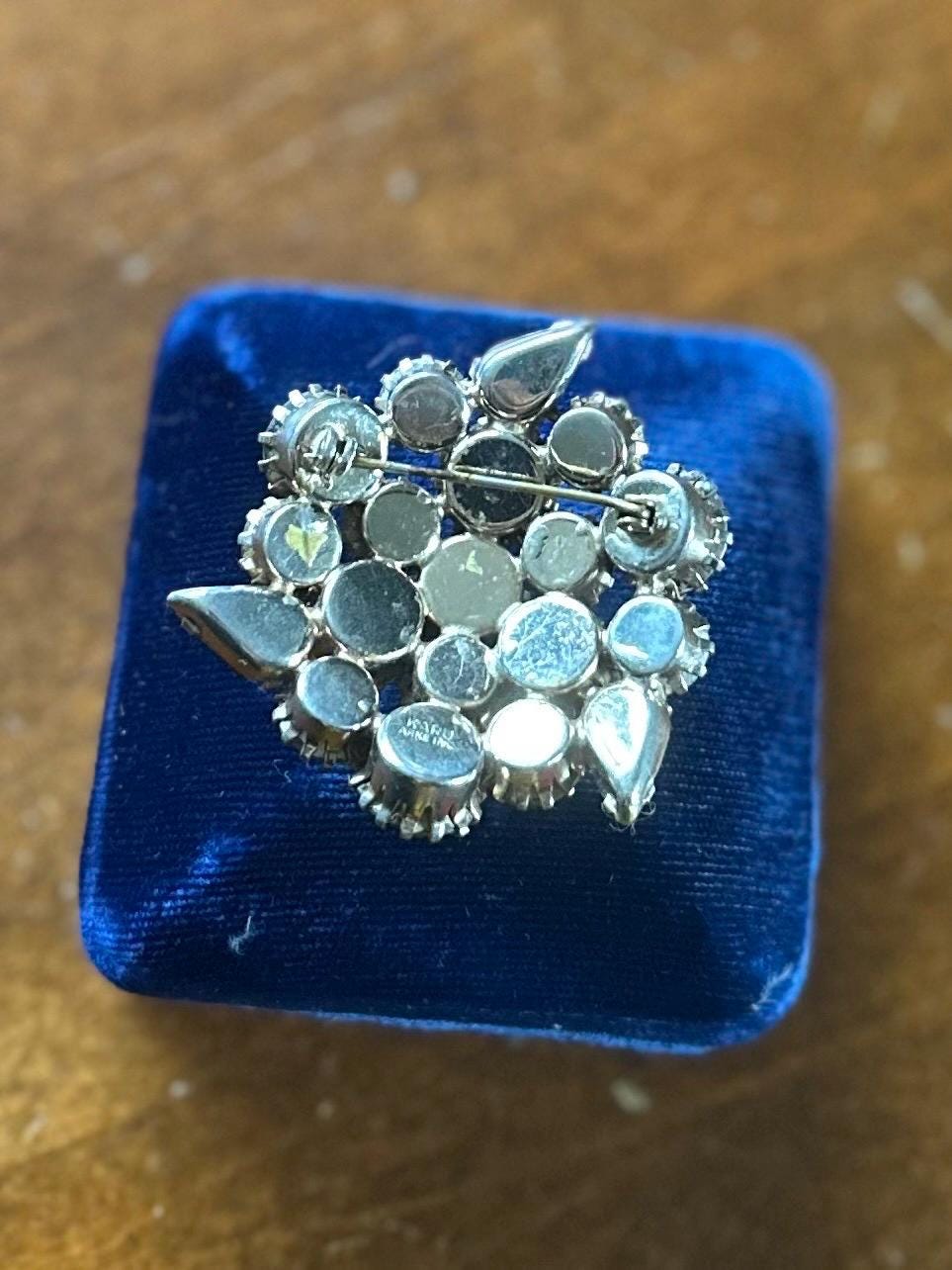 Vintage 1950s 1960s Signed KARU ARKE INC Topaz Smokey Aurora Borealis Rhinestone Brooch Midcentury