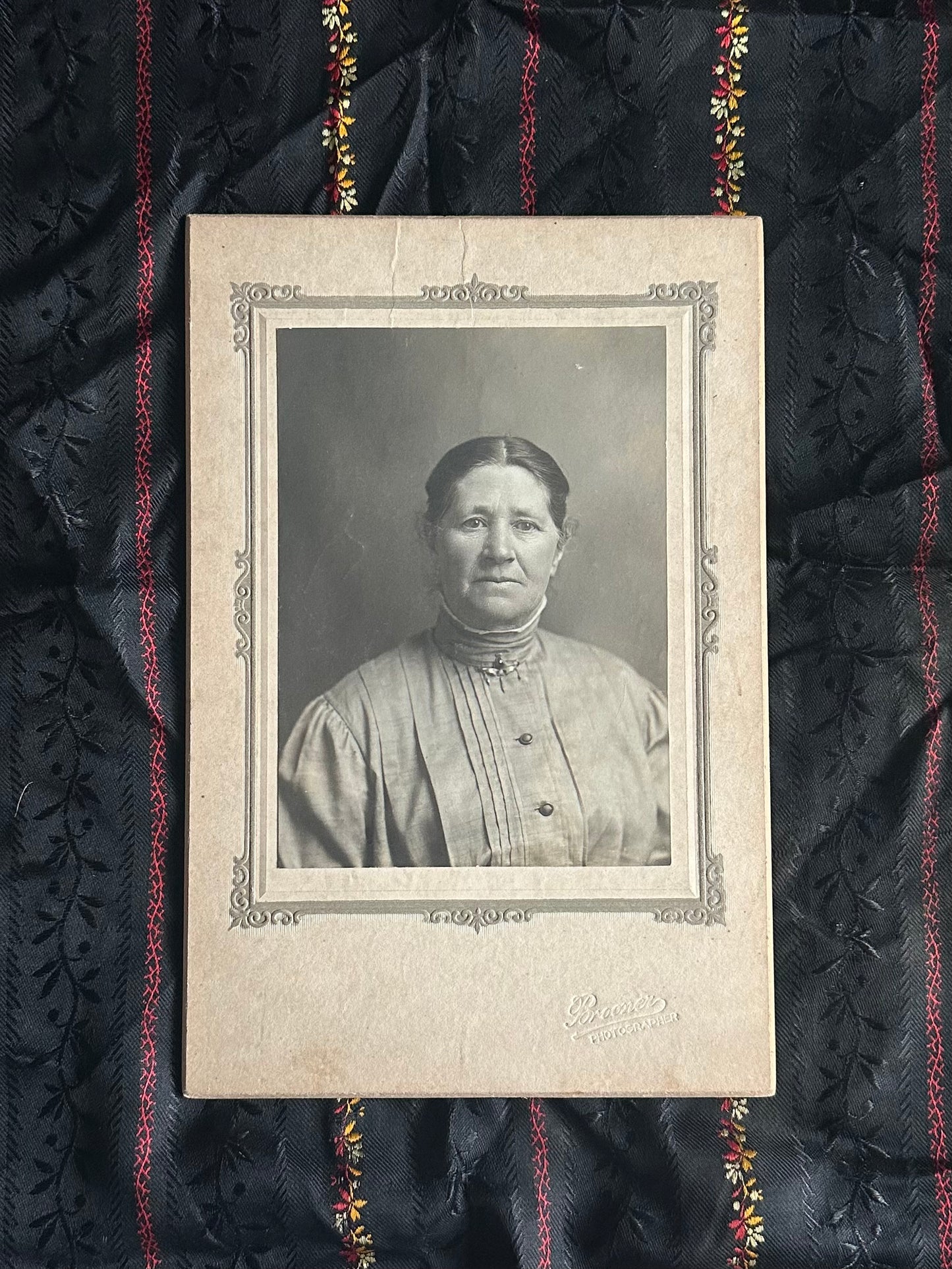 Antique Late 1800s Cabinet Card Portrait of Older Woman