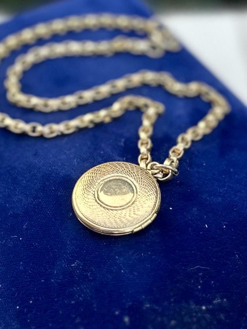 Vintage Midcentury Germany Brass Rolo Chain Circle Locket Pendant Necklace 15.25”