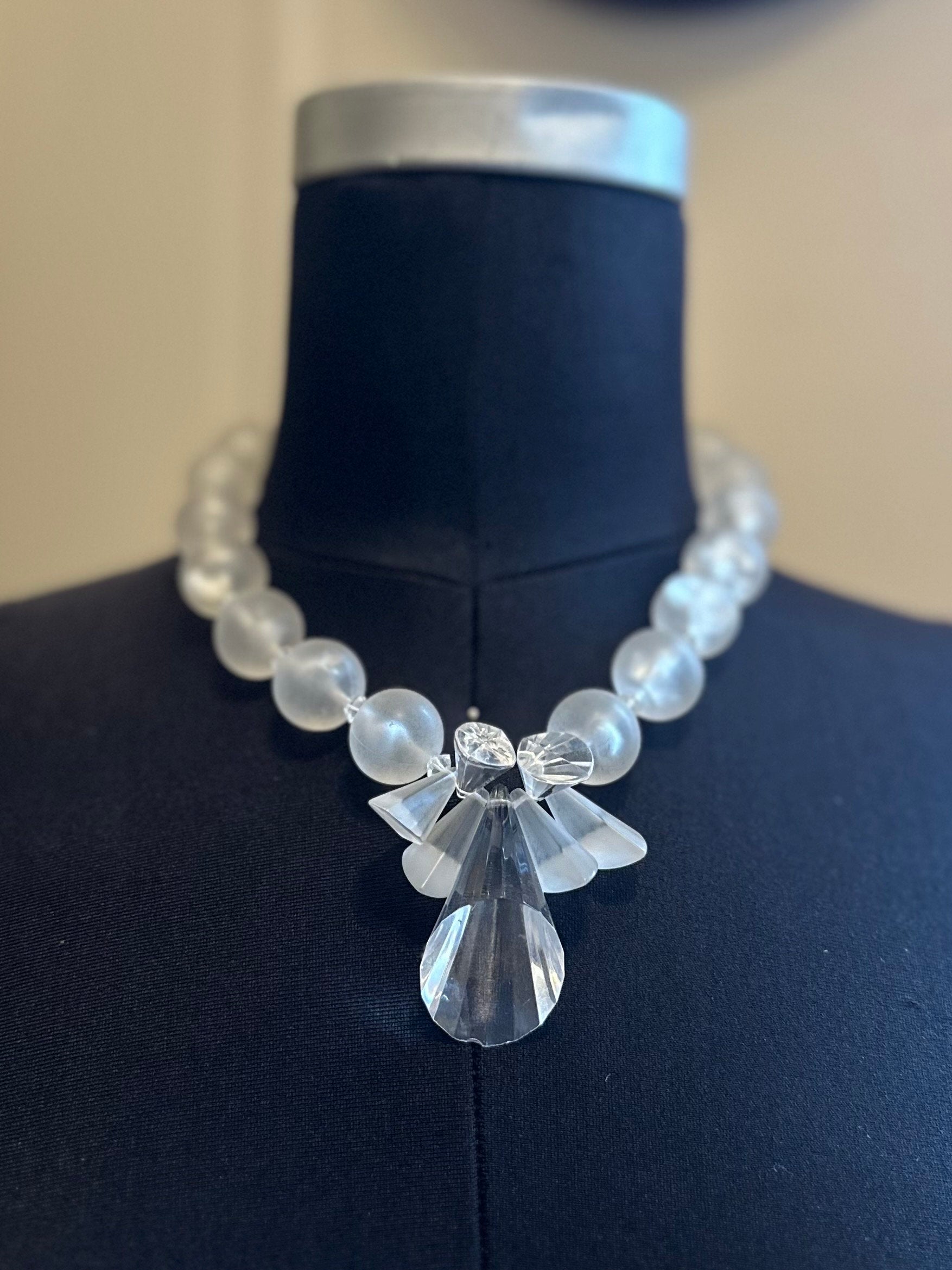 Rare Vintage 1950s Clear & Frosted Graduated Lucite and Faceted Lucite Cone Beaded Collar Necklace | Avant Garde Couture Statement Jewelry