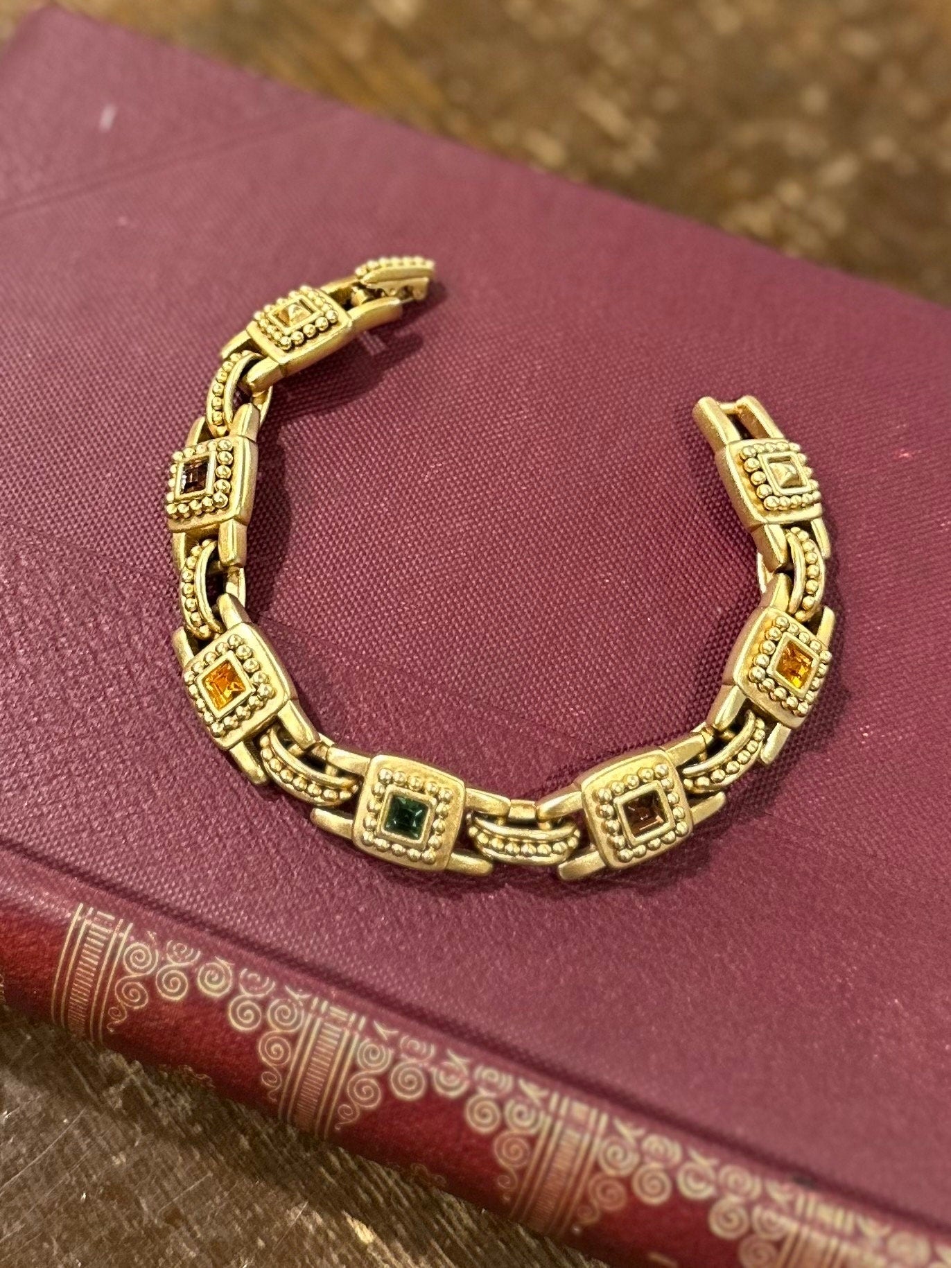 Vintage Oscar de la Renta Signed Byzantine Style Gold Tone Multicolor Faceted Square Rhinestones Link Bracelet 7.75"