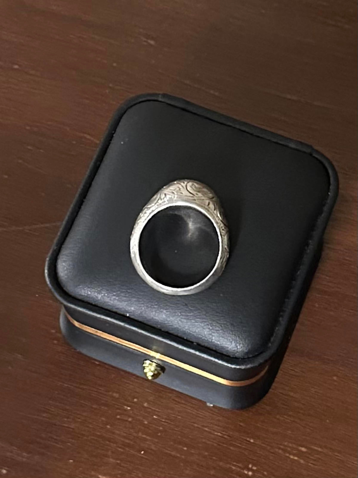 Vintage Signed SIAM 925 Sterling Silver Hand Engraved Domed Ring US 8