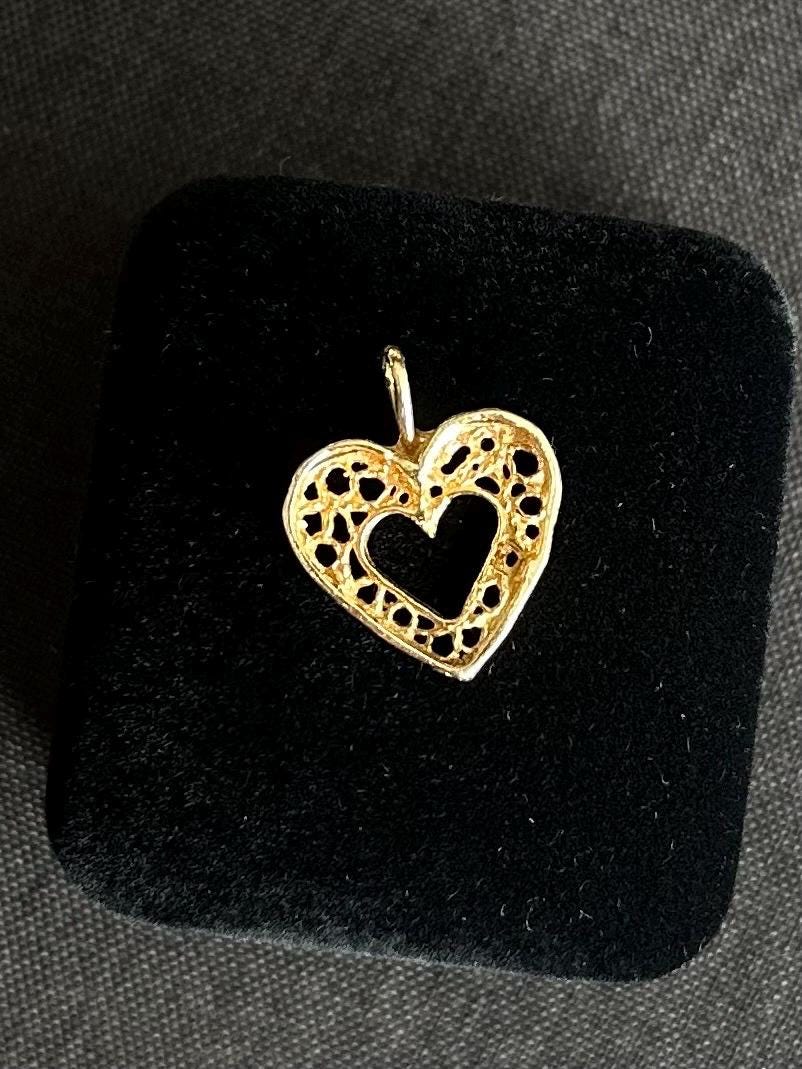 Vintage Solid 14k Yellow Gold Filigree Open Heart Pendant Love Charm