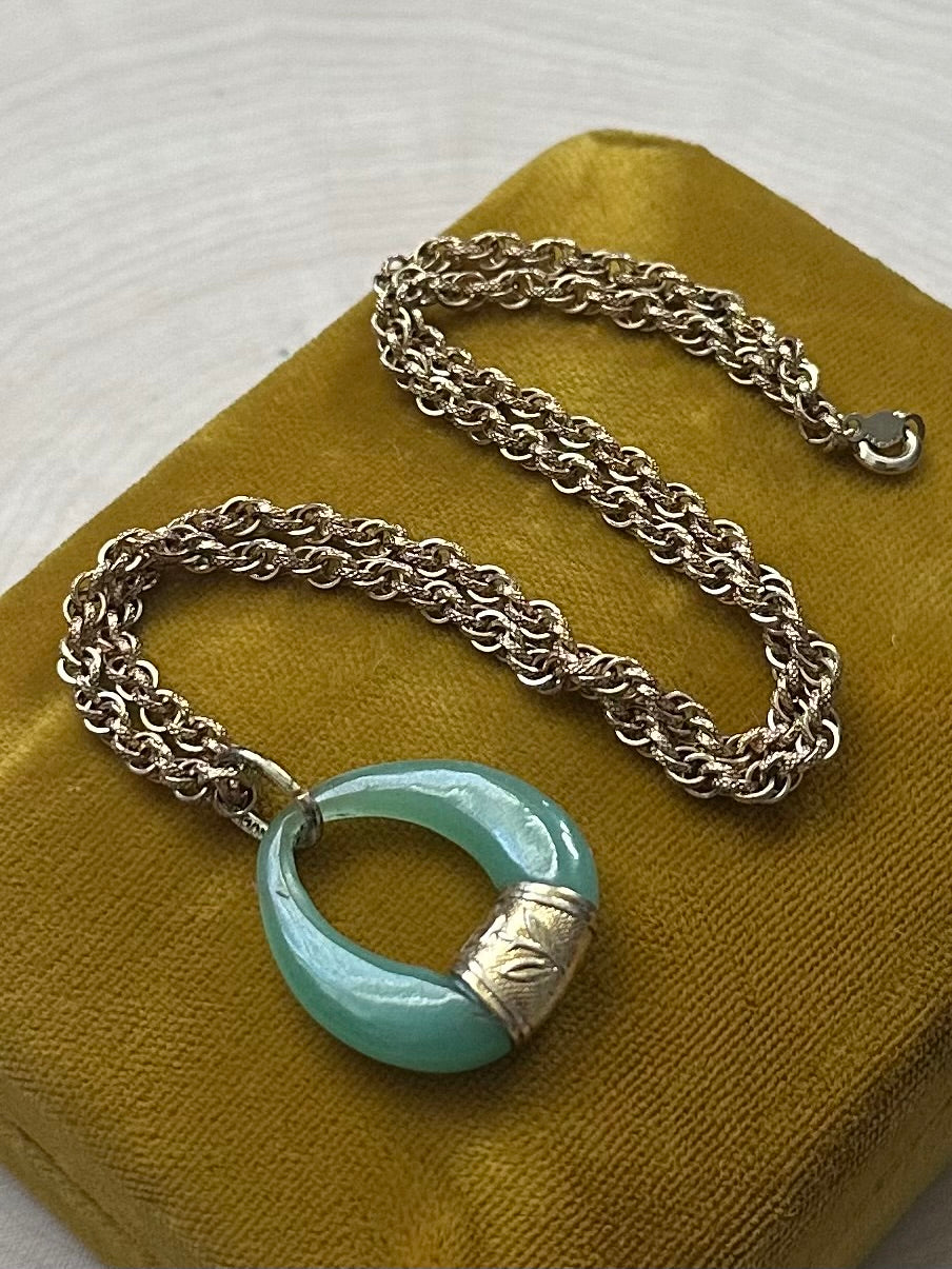 Vintage 1/20 12K Gold Filled Genuine Jade Pendant Necklace Textured Link Chain