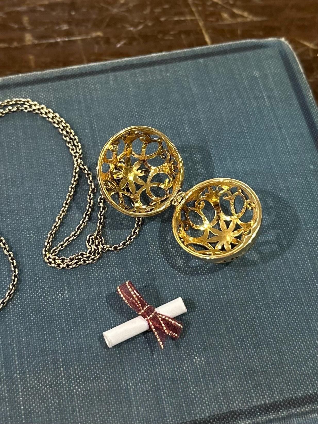 Vintage Gold Plated Sterling Silver 925 Orb Pendant Necklace with Blank Scroll Inside 24” Adjustable