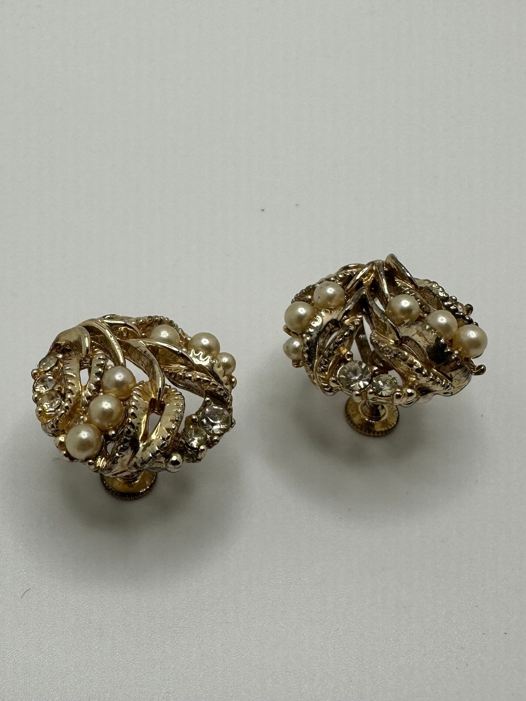 Sophisticated Vintage Faux Pearl, Rhinestone Gold Tone Screw-back Earrings