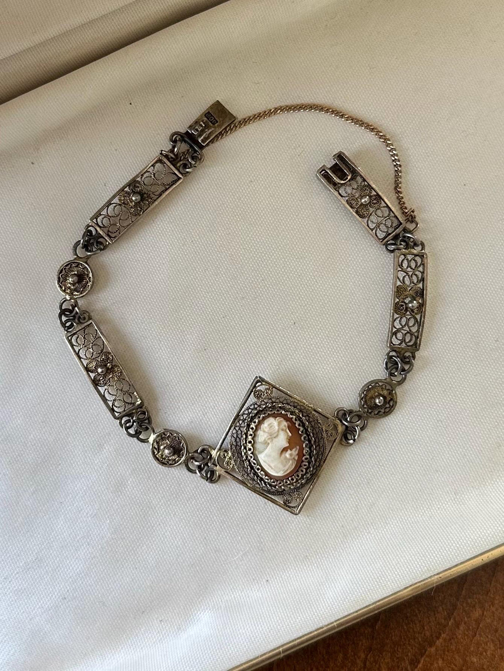 Vintage European 800 Silver Gold Gilt Delicate Filigree Hand Carved Shell Cameo Panel Link Bracelet