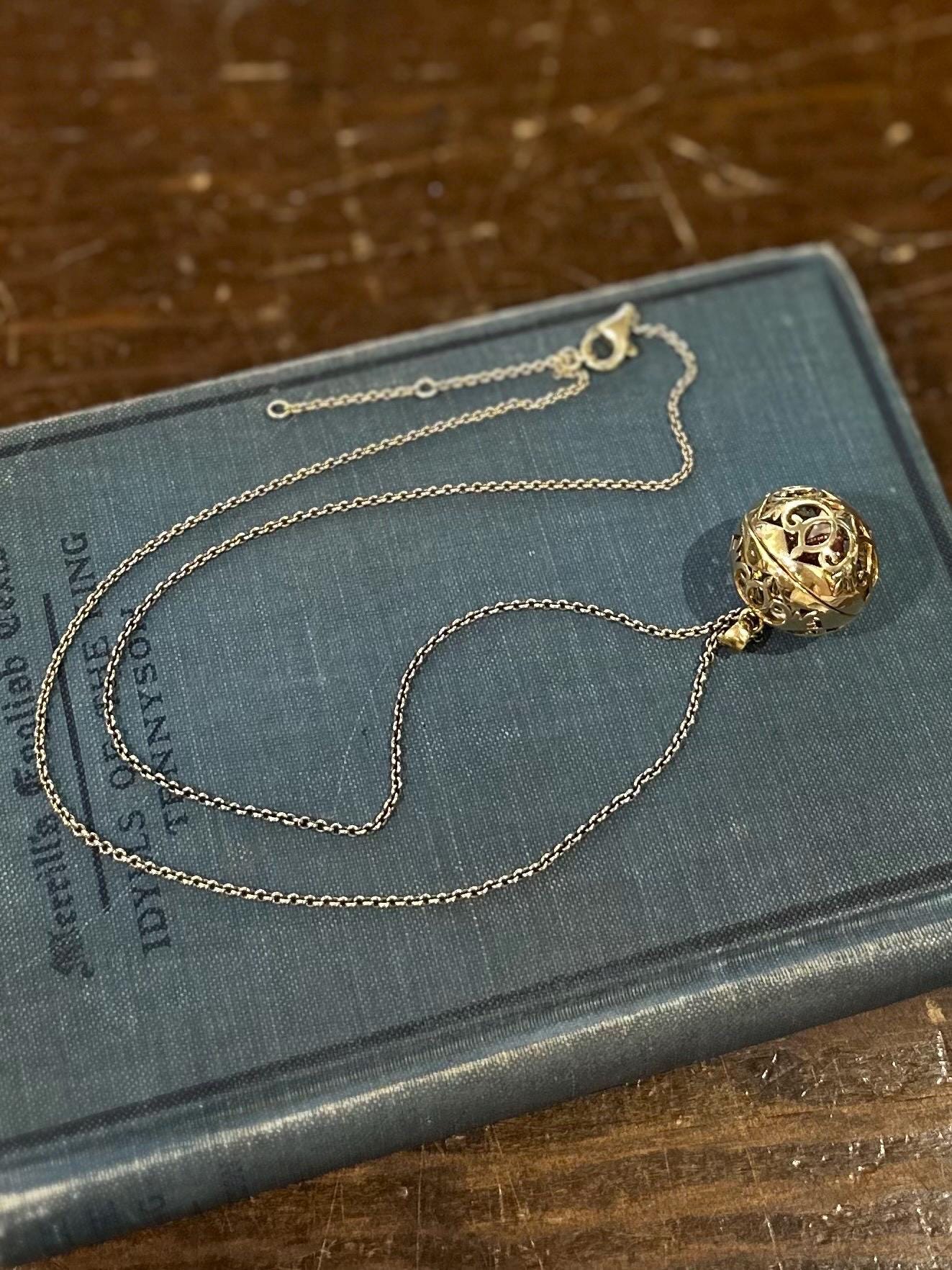 Vintage Gold Plated Sterling Silver 925 Orb Pendant Necklace with Blank Scroll Inside 24” Adjustable