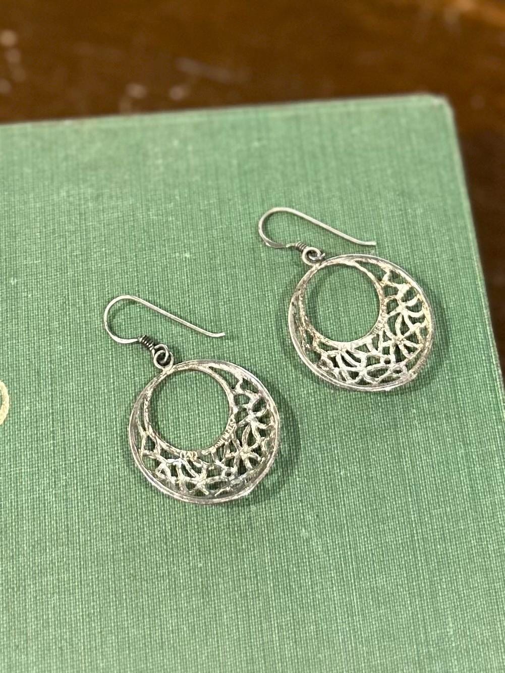 Vintage Sterling Silver 925 Open Circle Ornate Etched Dangle Earrings