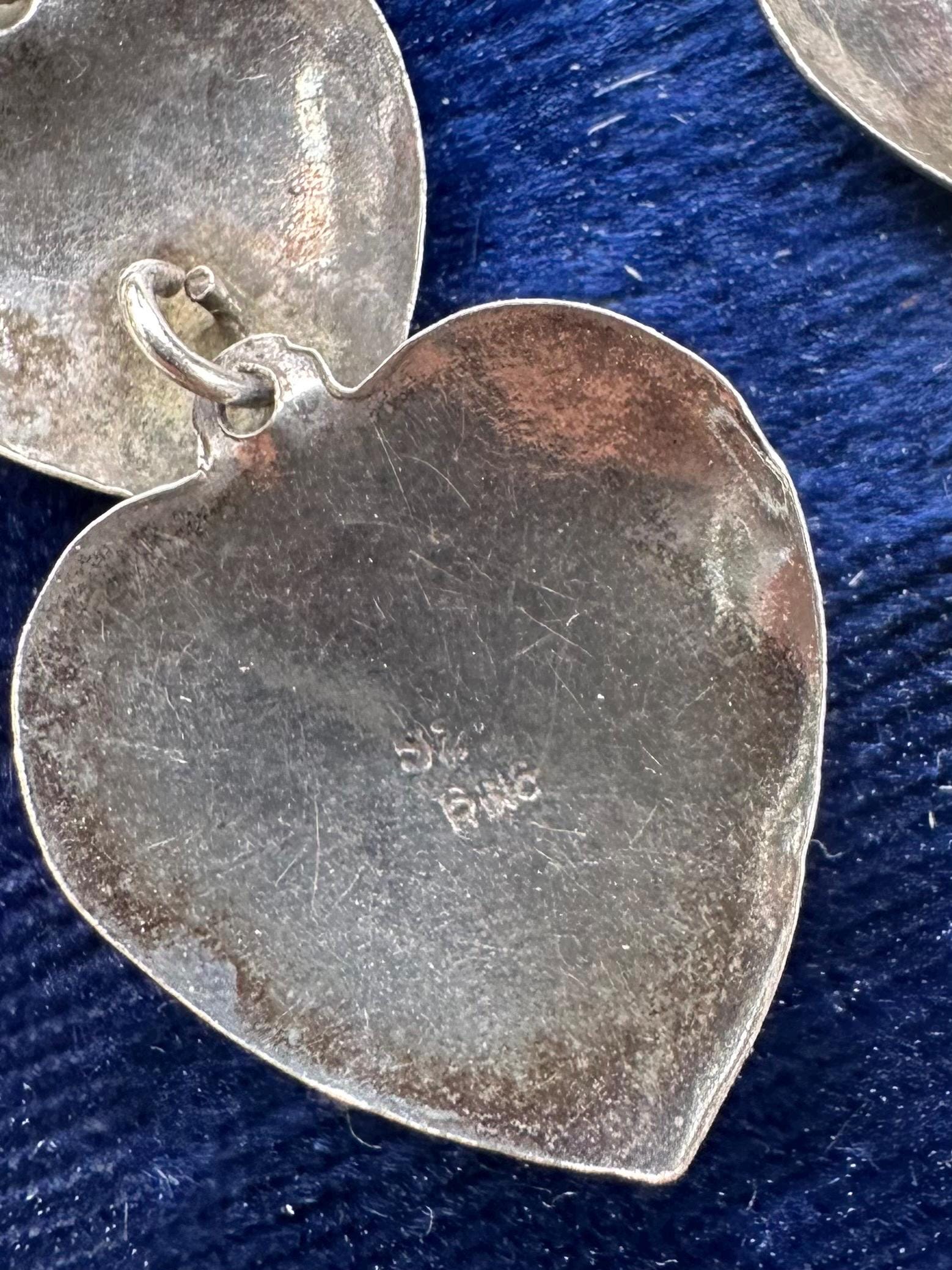 Vintage Sterling Silver Hand Engraved Three Graduated Hearts Dangle Drop Earrings