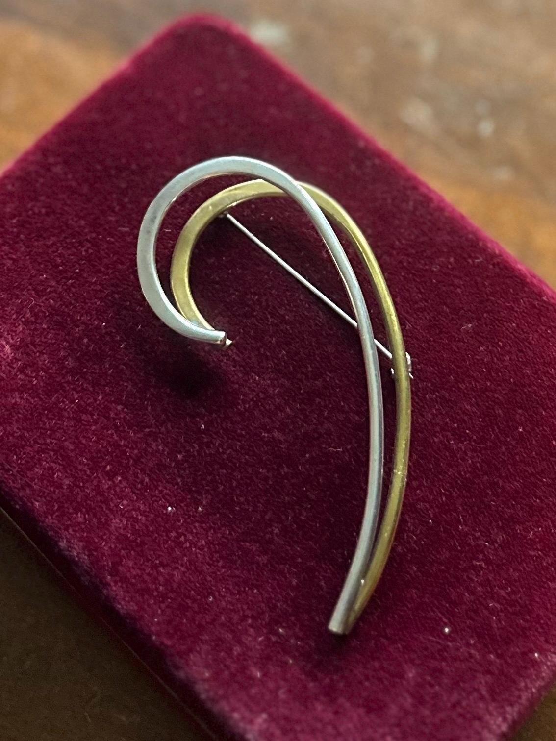 1980s Signed TAXCO Mexico TN-72 Sterling Silver Two Tone Modernist Swoop Swirl Brooch