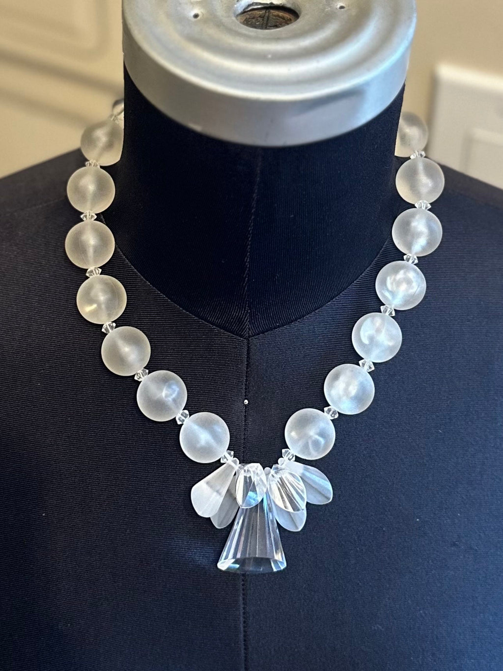 Rare Vintage 1950s Clear & Frosted Graduated Lucite and Faceted Lucite Cone Beaded Collar Necklace | Avant Garde Couture Statement Jewelry