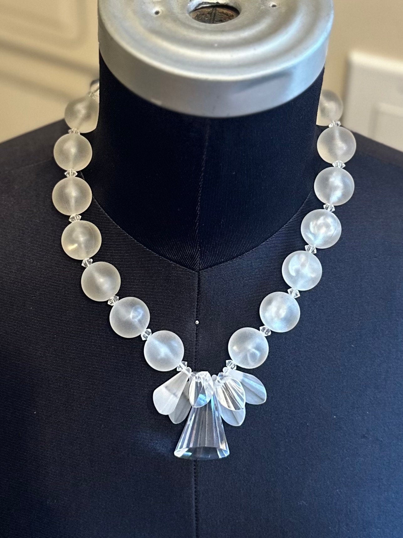 Rare Vintage 1950s Clear & Frosted Graduated Lucite and Faceted Lucite Cone Beaded Collar Necklace | Avant Garde Couture Statement Jewelry