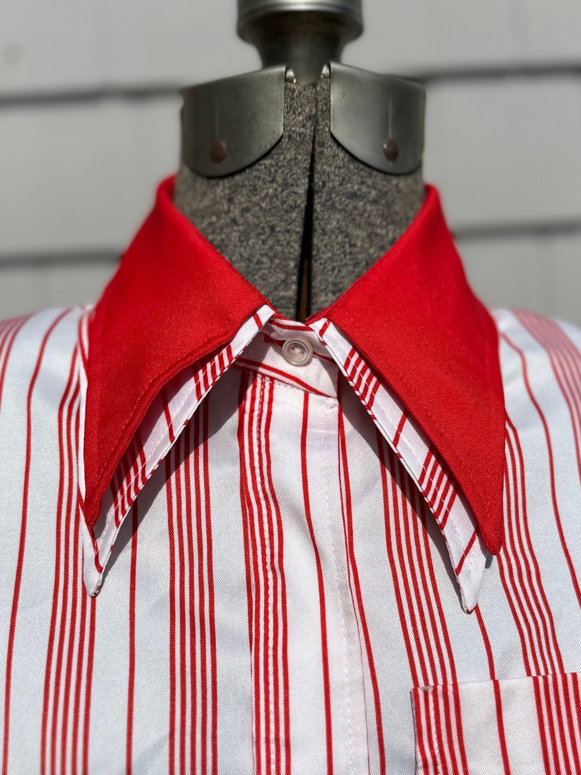 Vintage 1970s Joanna Women's Red & White Striped Double Collar Collared Button Down Blouse Long Sleeve Size 4