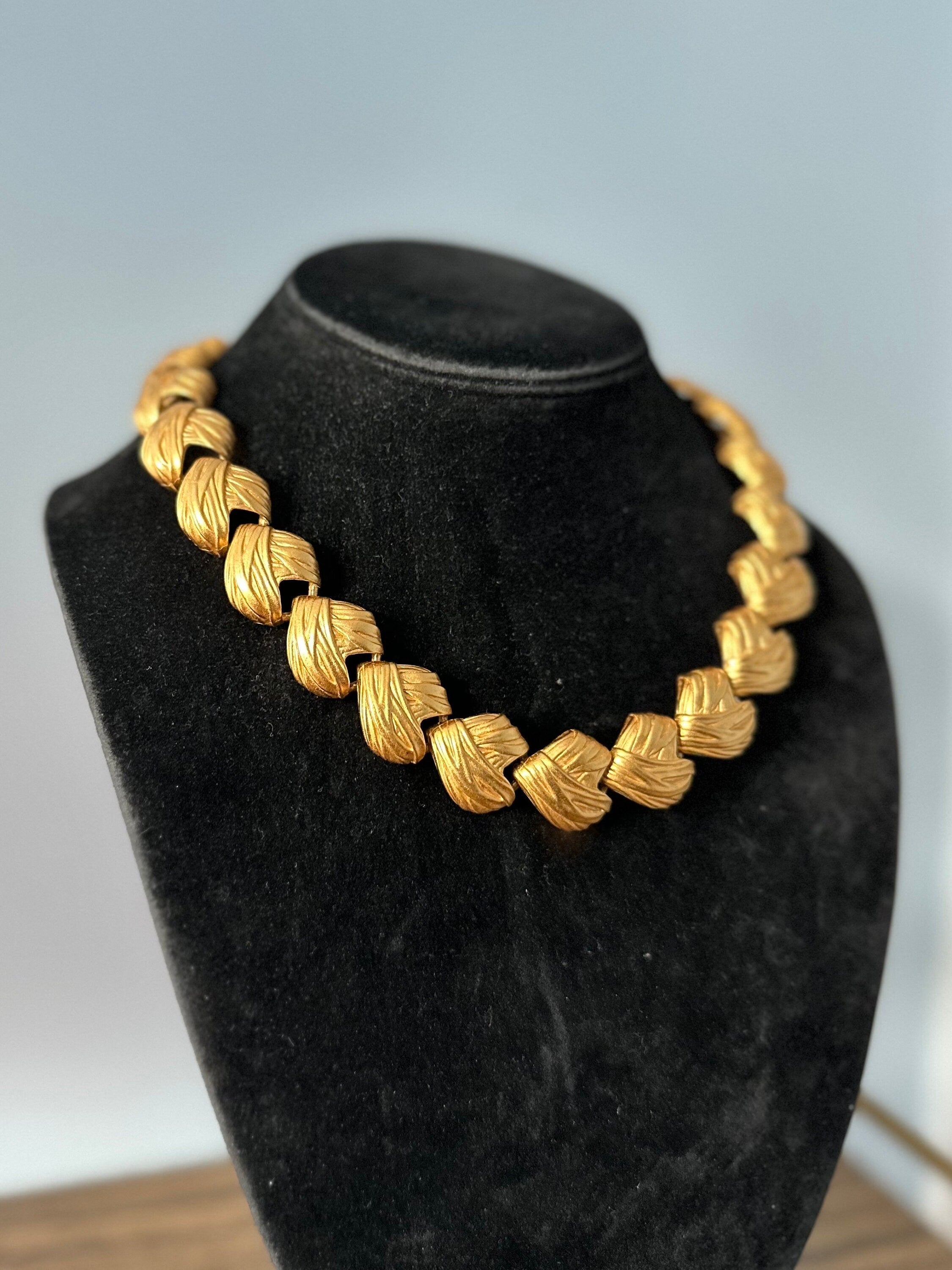 Vintage 1980s 1990s Signed Lion Anne Klein Chunky Matte Finish Gold Tone Necklace Toggle Closure