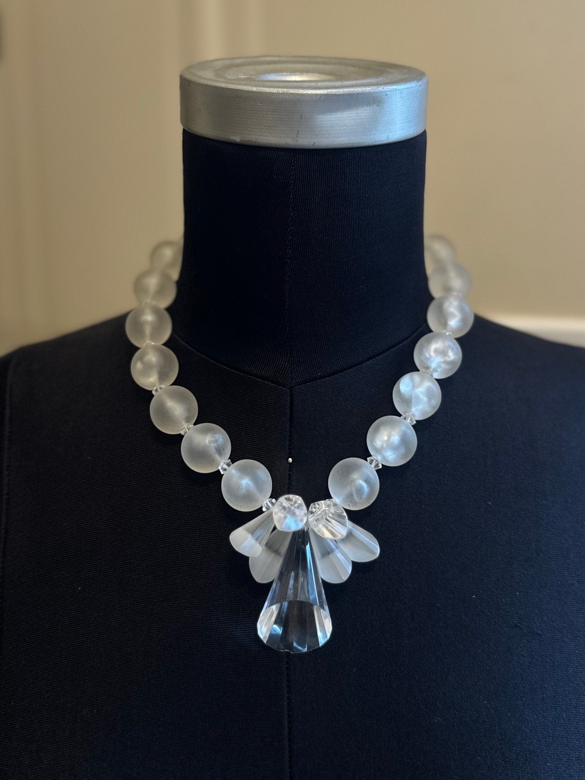 Rare Vintage 1950s Clear & Frosted Graduated Lucite and Faceted Lucite Cone Beaded Collar Necklace | Avant Garde Couture Statement Jewelry