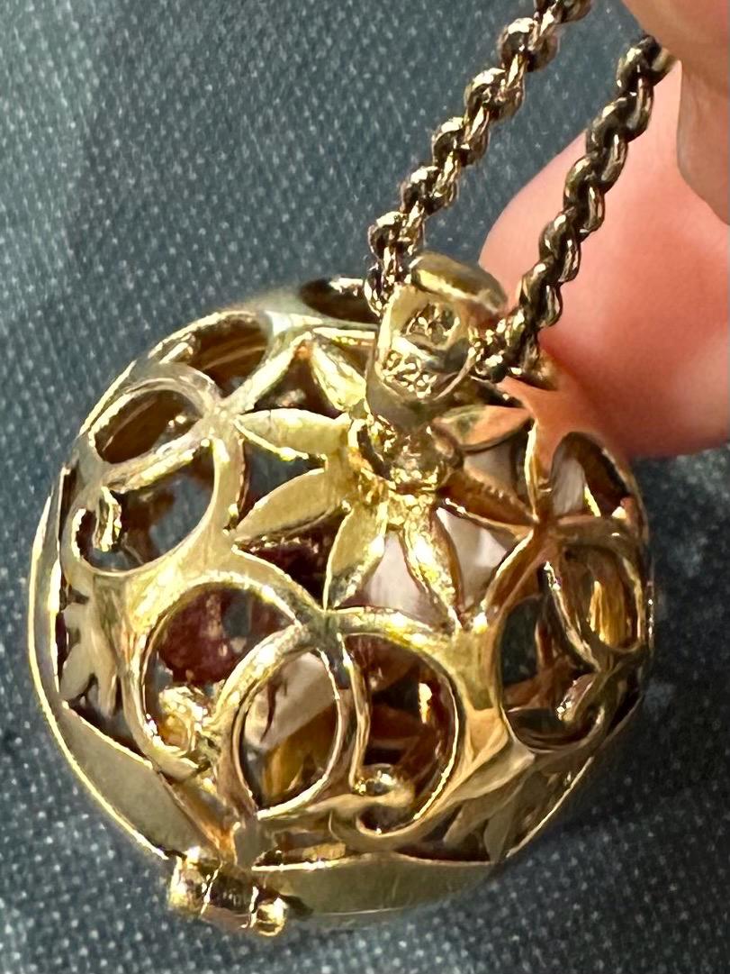 Vintage Gold Plated Sterling Silver 925 Orb Pendant Necklace with Blank Scroll Inside 24” Adjustable