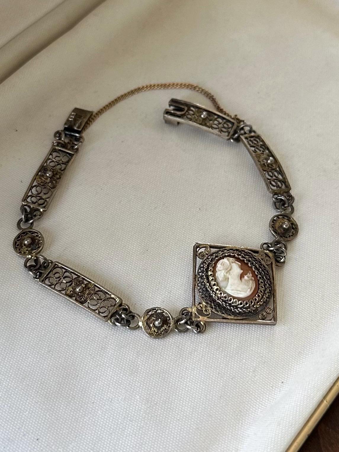 Vintage European 800 Silver Gold Gilt Delicate Filigree Hand Carved Shell Cameo Panel Link Bracelet