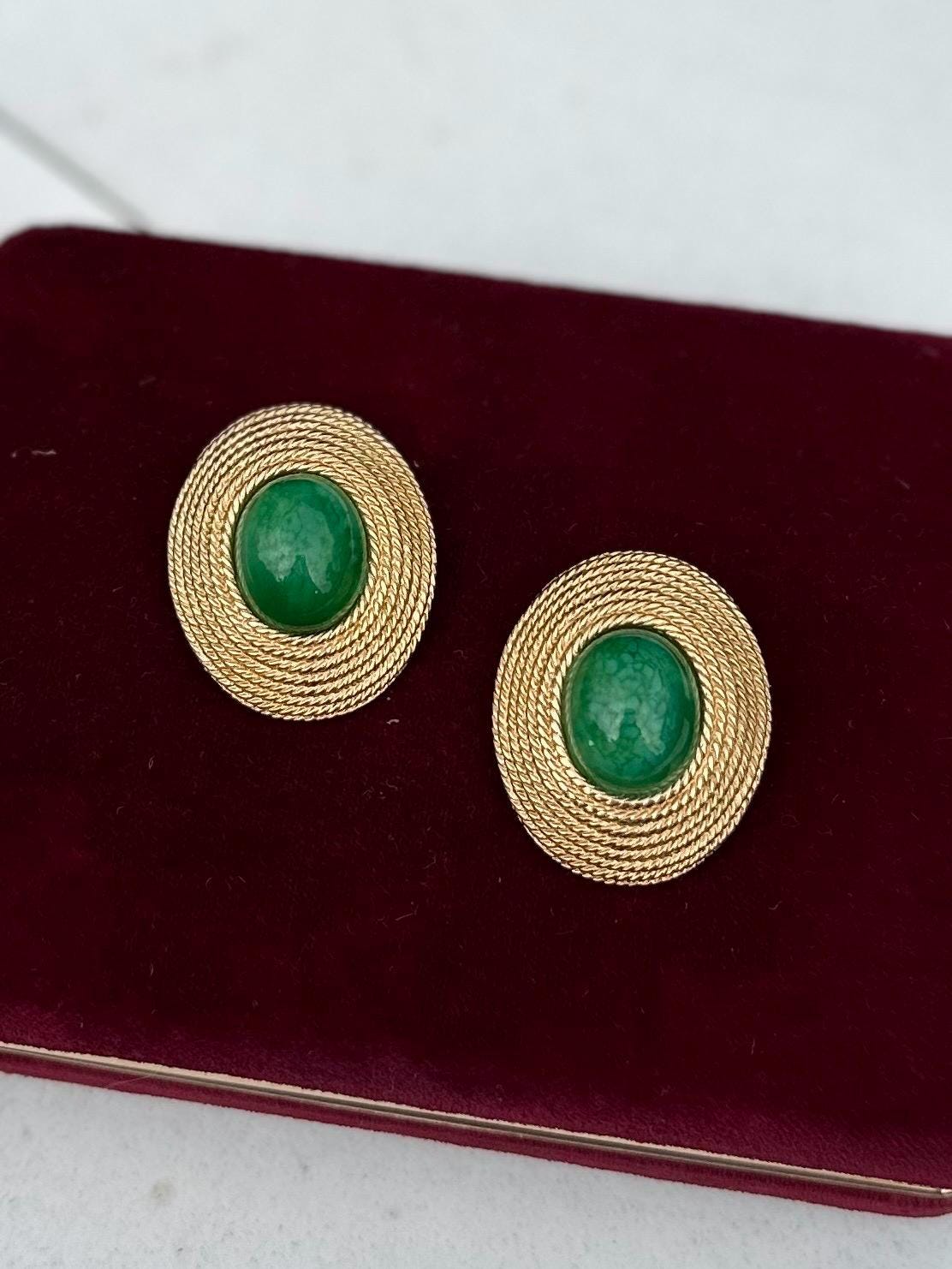 Vintage Signed CINER Gold Tone & Green Peking Glass Cabochon Large Statement Clip-on Earrings
