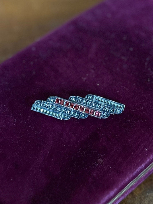 Vintage Signed Judith Jacket Sterling Silver Marcasite & Faceted Square Garnet Deco Style Bar Brooch